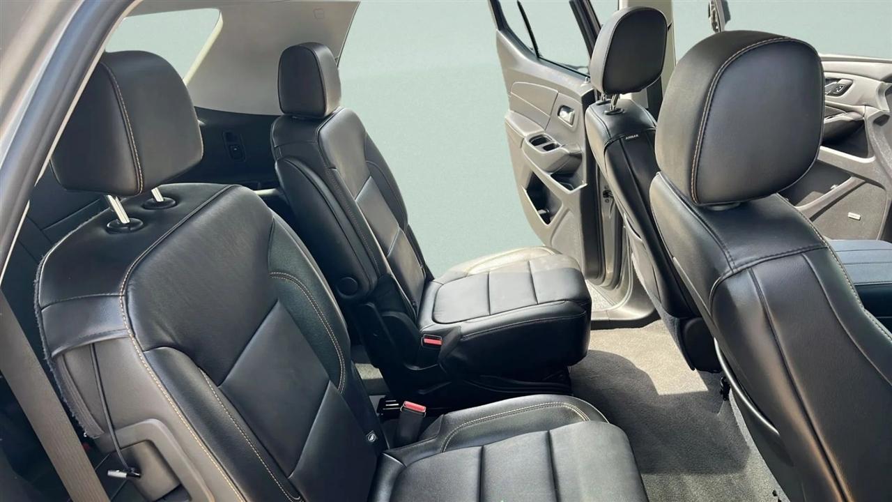 Chevrolet Traverse FWD 4dr LT Leather w/3LT 2019