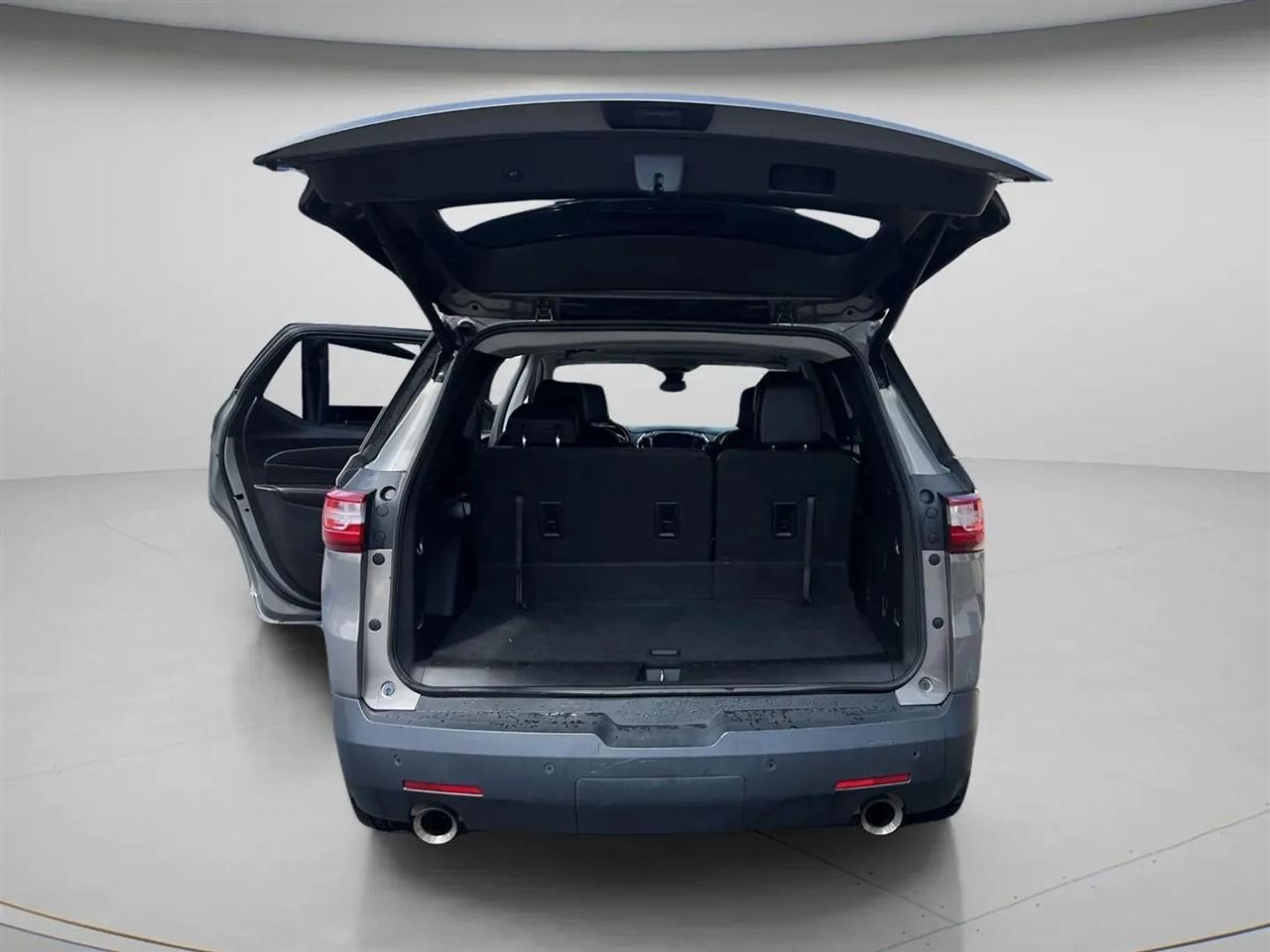 Chevrolet Traverse FWD 4dr LT Leather w/3LT 2019