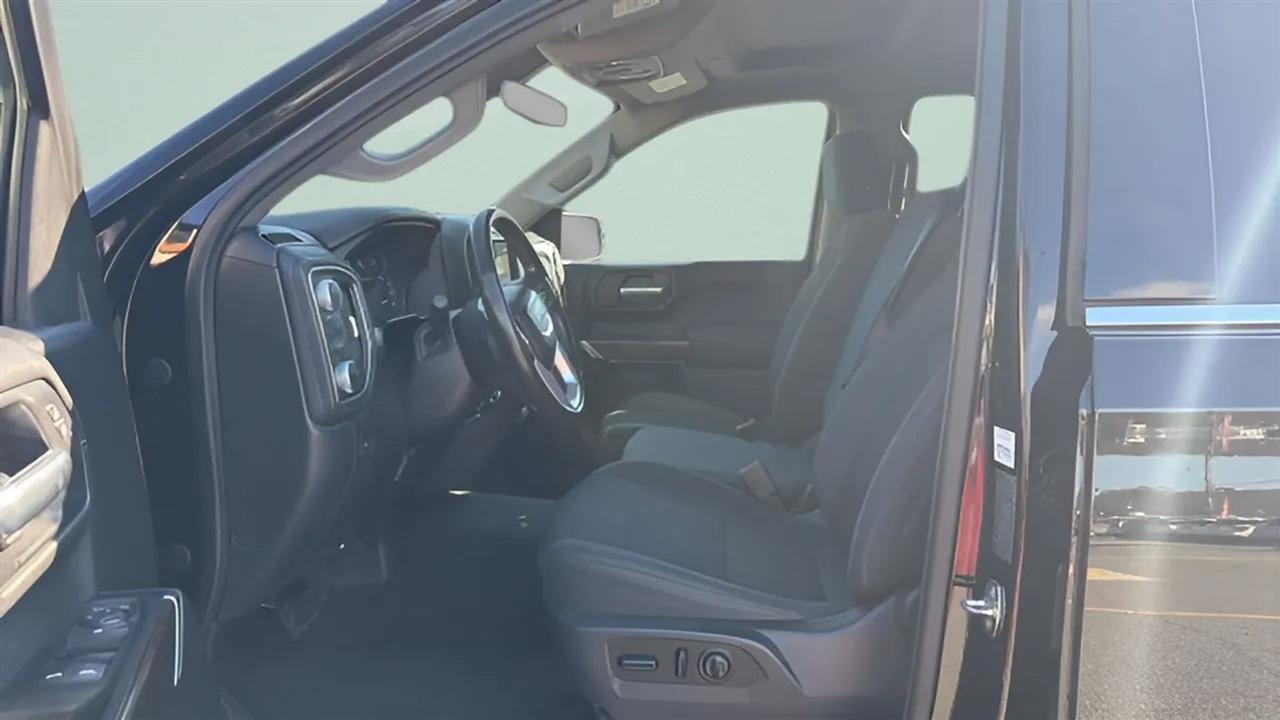 GMC Sierra 1500 4WD Crew Cab 147" SLE 2019