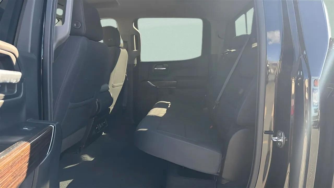 GMC Sierra 1500 4WD Crew Cab 147" SLE 2019