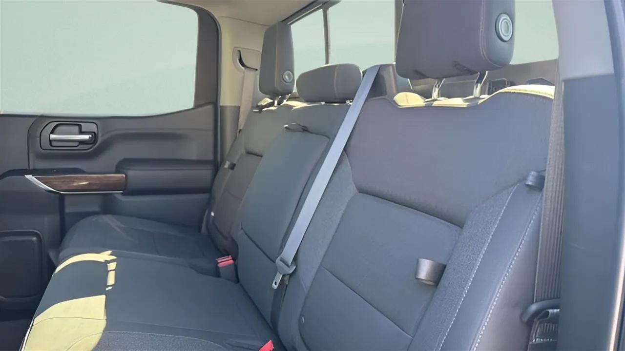 GMC Sierra 1500 4WD Crew Cab 147" SLE 2019