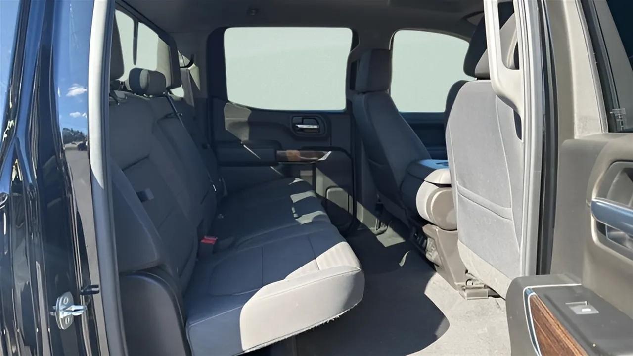 GMC Sierra 1500 4WD Crew Cab 147" SLE 2019