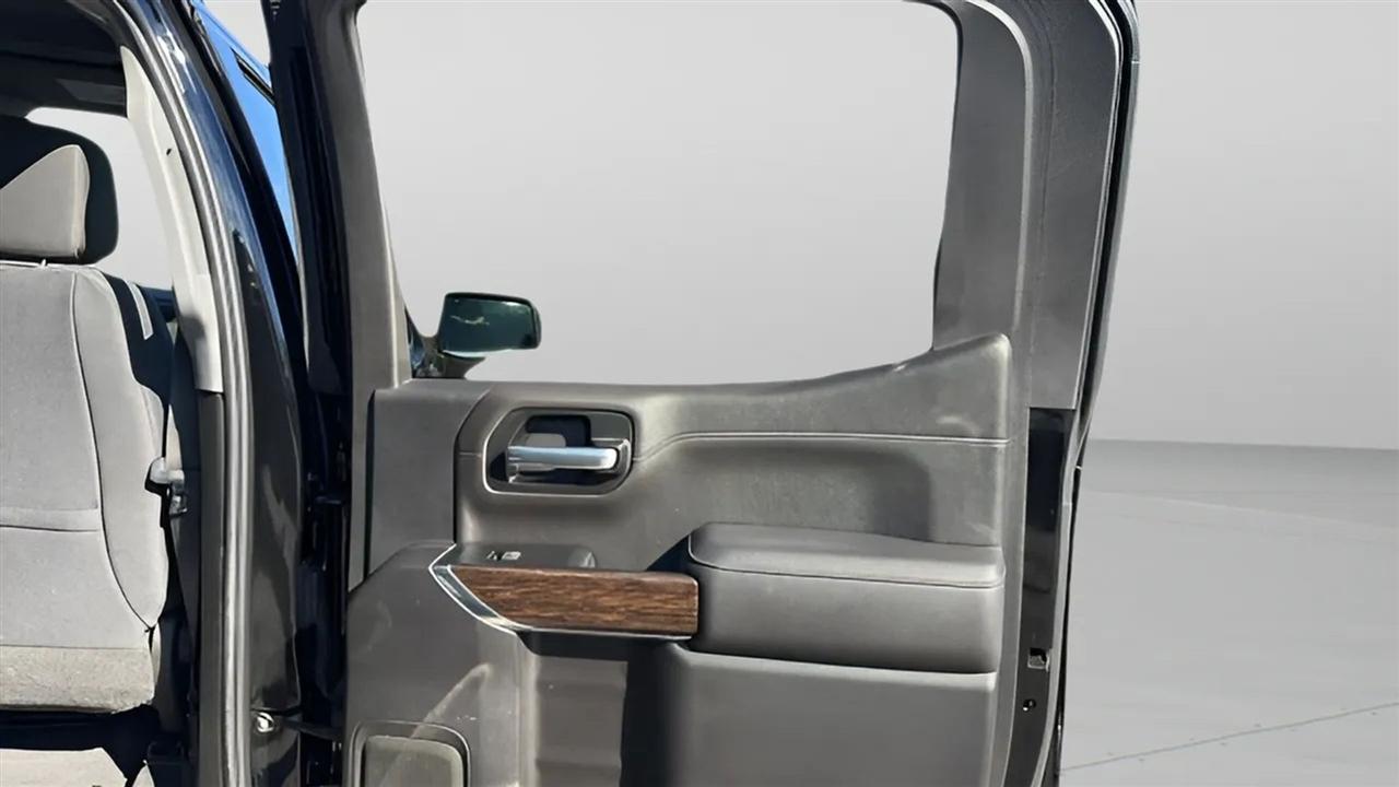 GMC Sierra 1500 4WD Crew Cab 147" SLE 2019