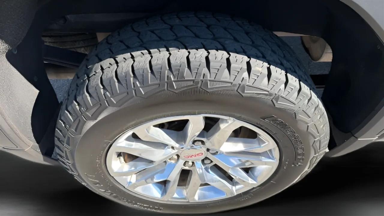 GMC Sierra 1500 4WD Crew Cab 147" SLE 2019