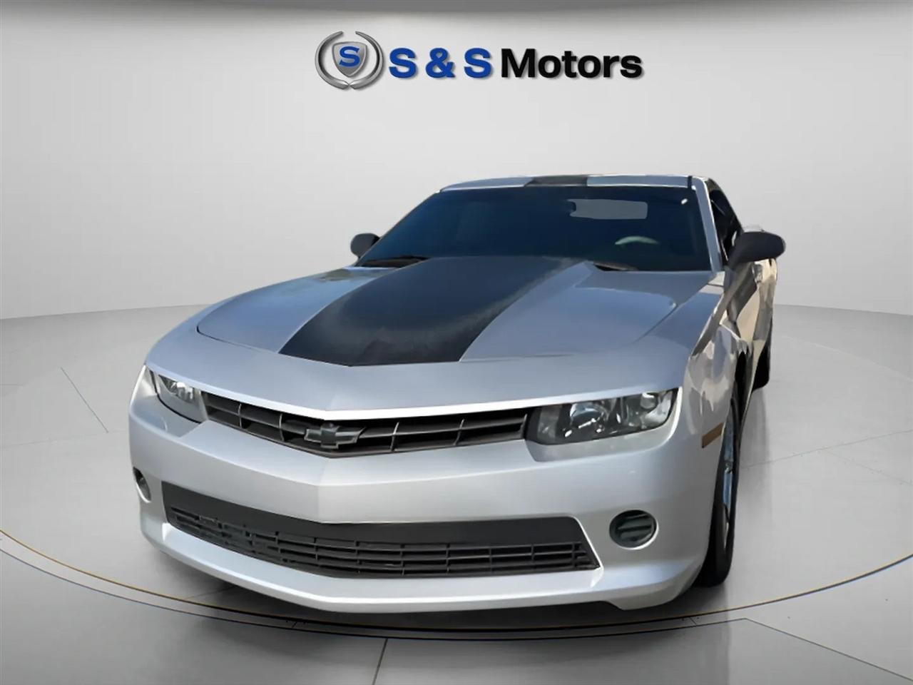Chevrolet Camaro 2dr Cpe LS w/1LS 2015
