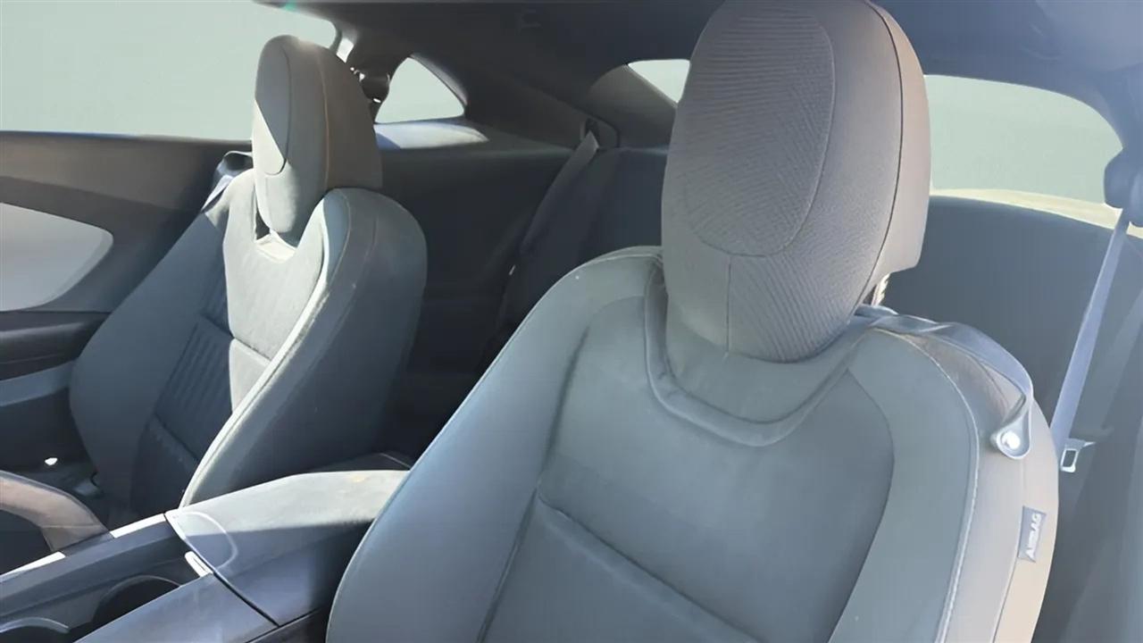 Chevrolet Camaro 2dr Cpe LS w/1LS 2015