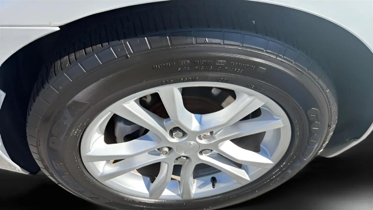 Chevrolet Camaro 2dr Cpe LS w/1LS 2015