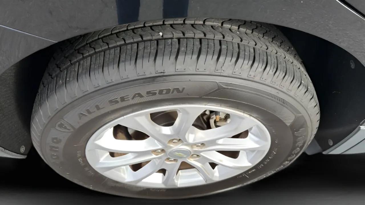 Chevrolet Equinox FWD 4dr LT w/1LT 2019