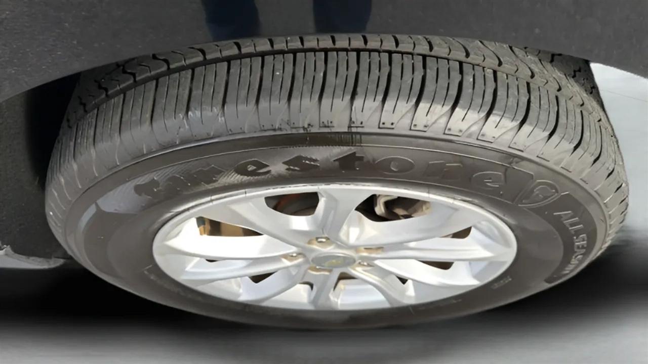 Chevrolet Equinox FWD 4dr LT w/1LT 2019