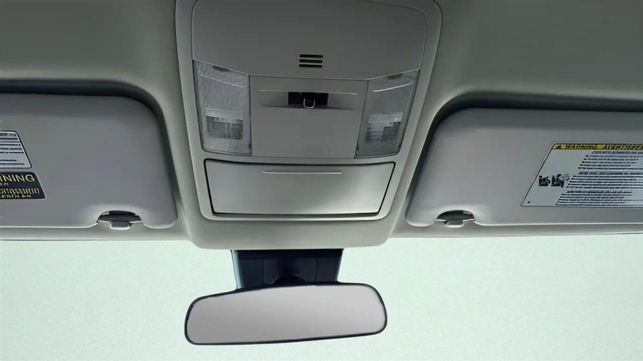 Toyota RAV4 LE FWD (Natl) 2017