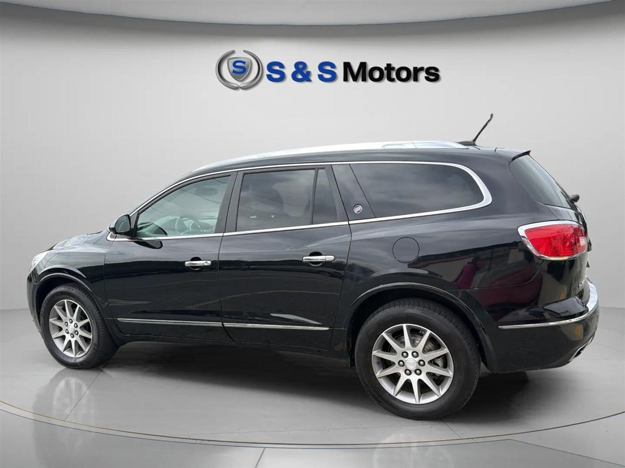 Buick Enclave FWD 4dr Convenience 2017