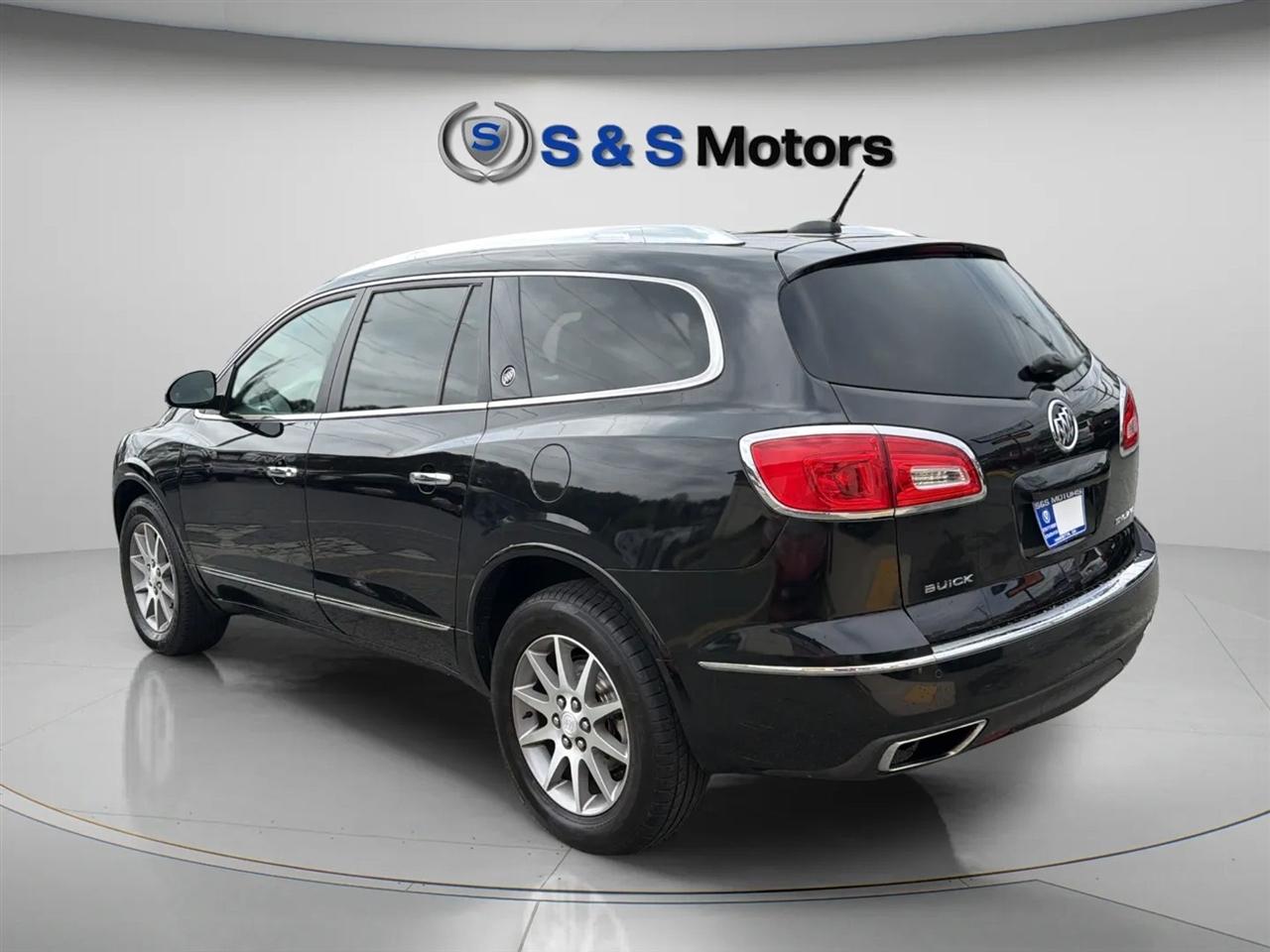 Buick Enclave FWD 4dr Convenience 2017