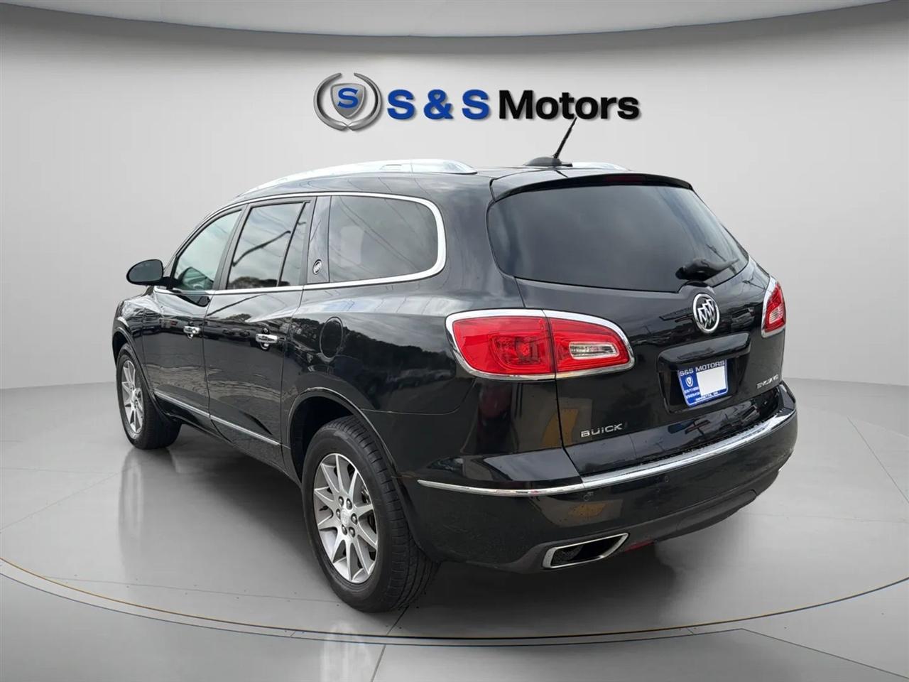 Buick Enclave FWD 4dr Convenience 2017