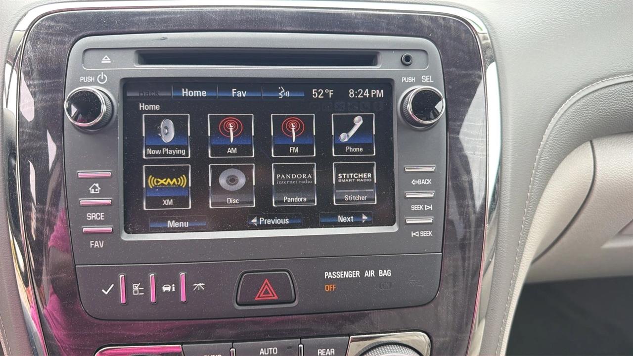 Buick Enclave FWD 4dr Convenience 2017