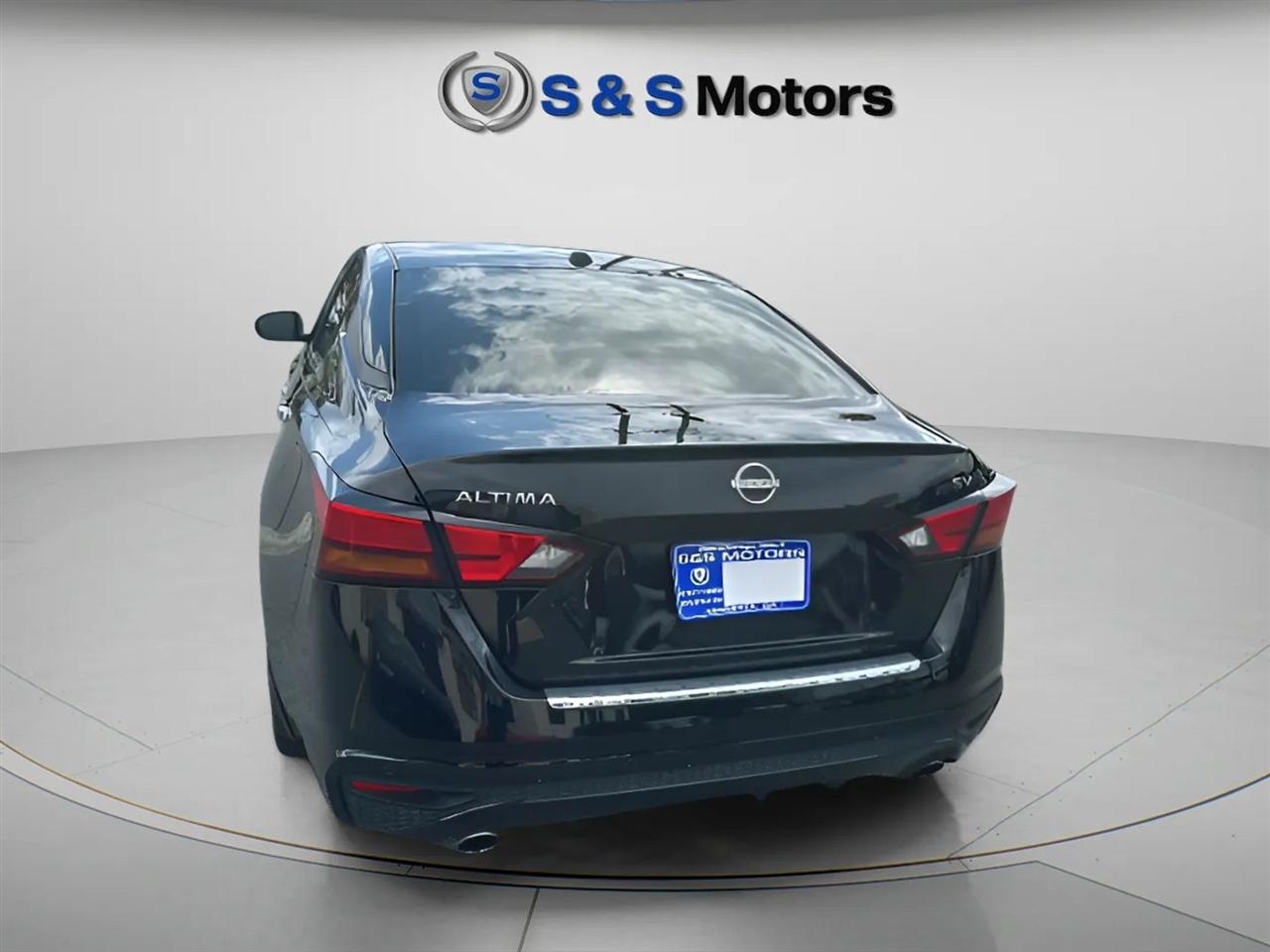 Nissan Altima 2.5 SV Sedan 2023
