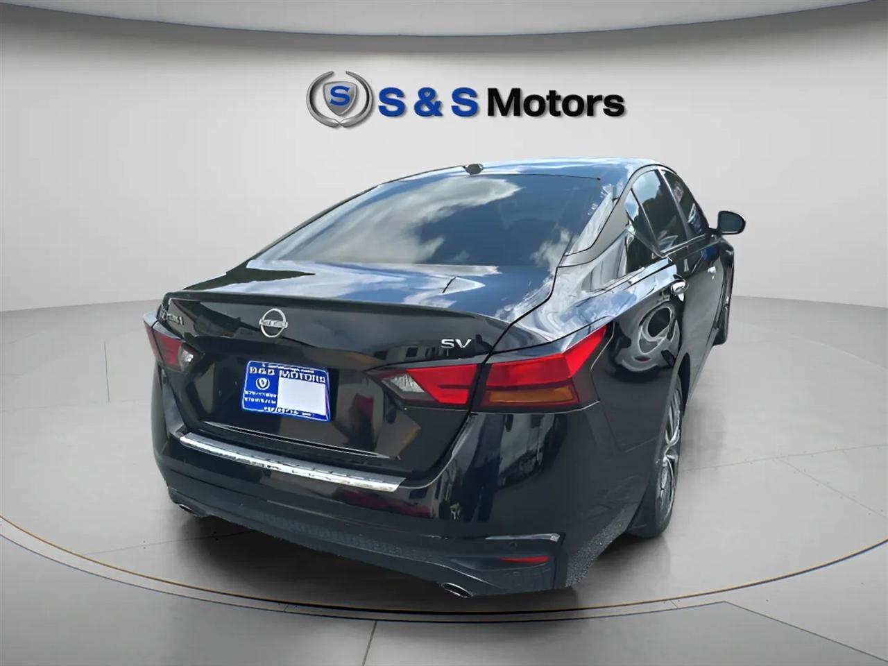 Nissan Altima 2.5 SV Sedan 2023