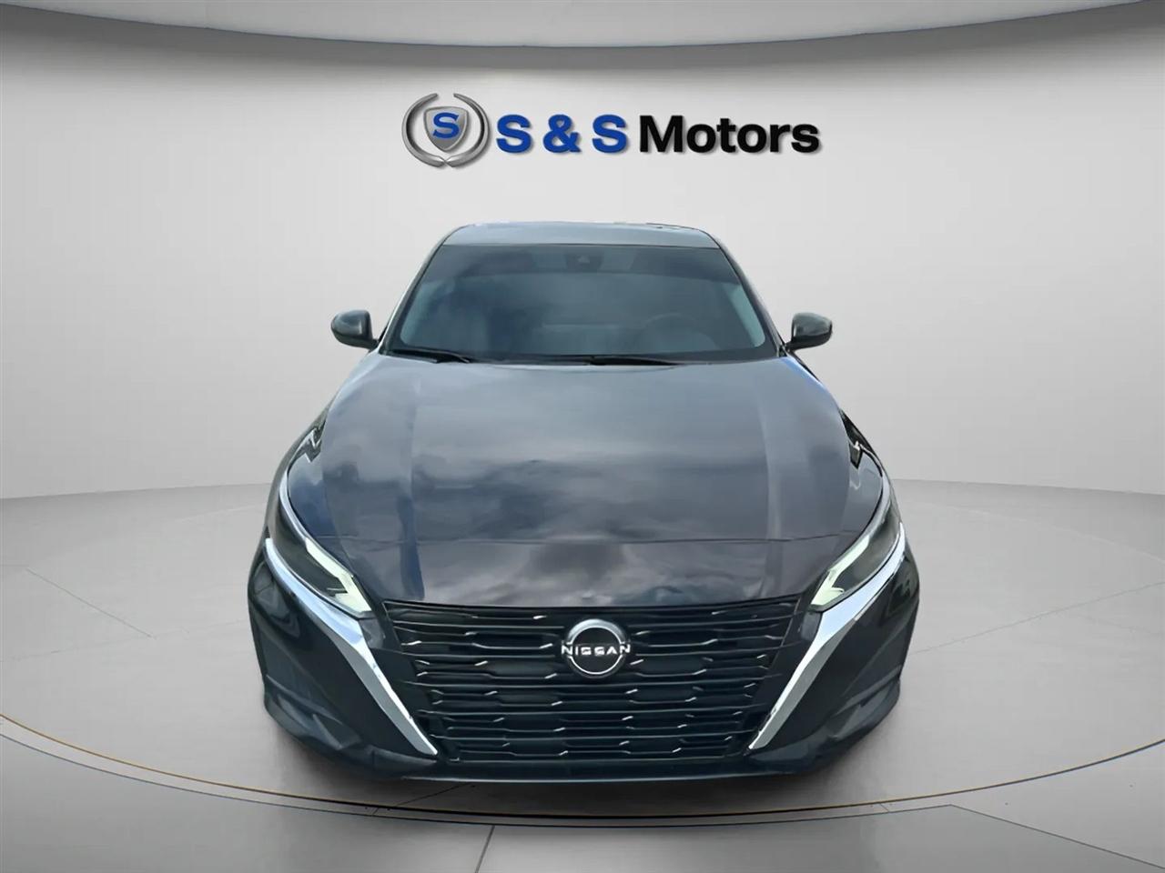 Nissan Altima 2.5 SV Sedan 2023