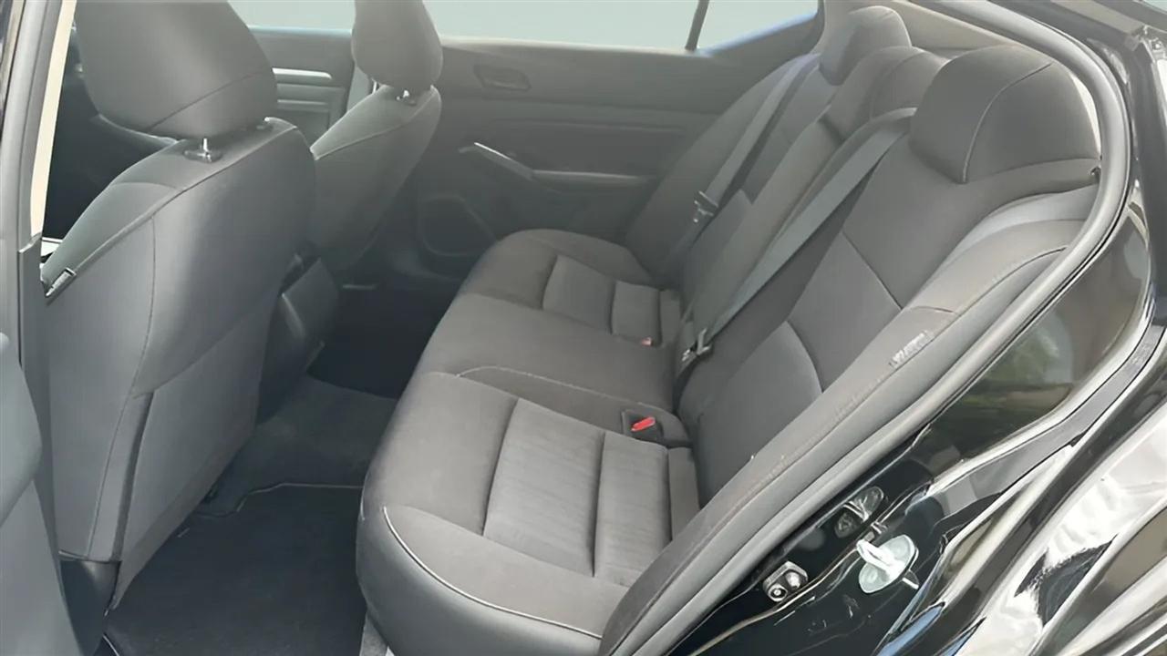 Nissan Altima 2.5 SV Sedan 2023