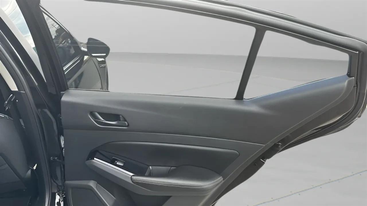 Nissan Altima 2.5 SV Sedan 2023