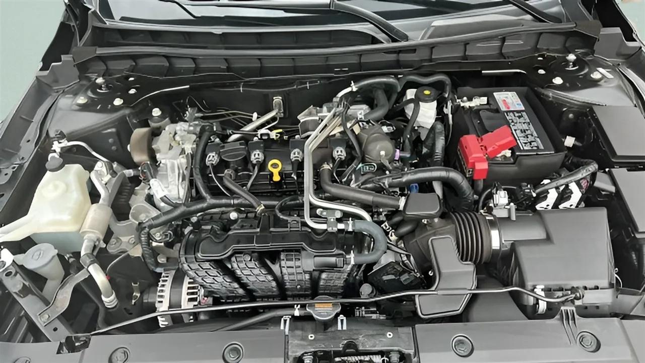 Nissan Altima 2.5 SV Sedan 2023