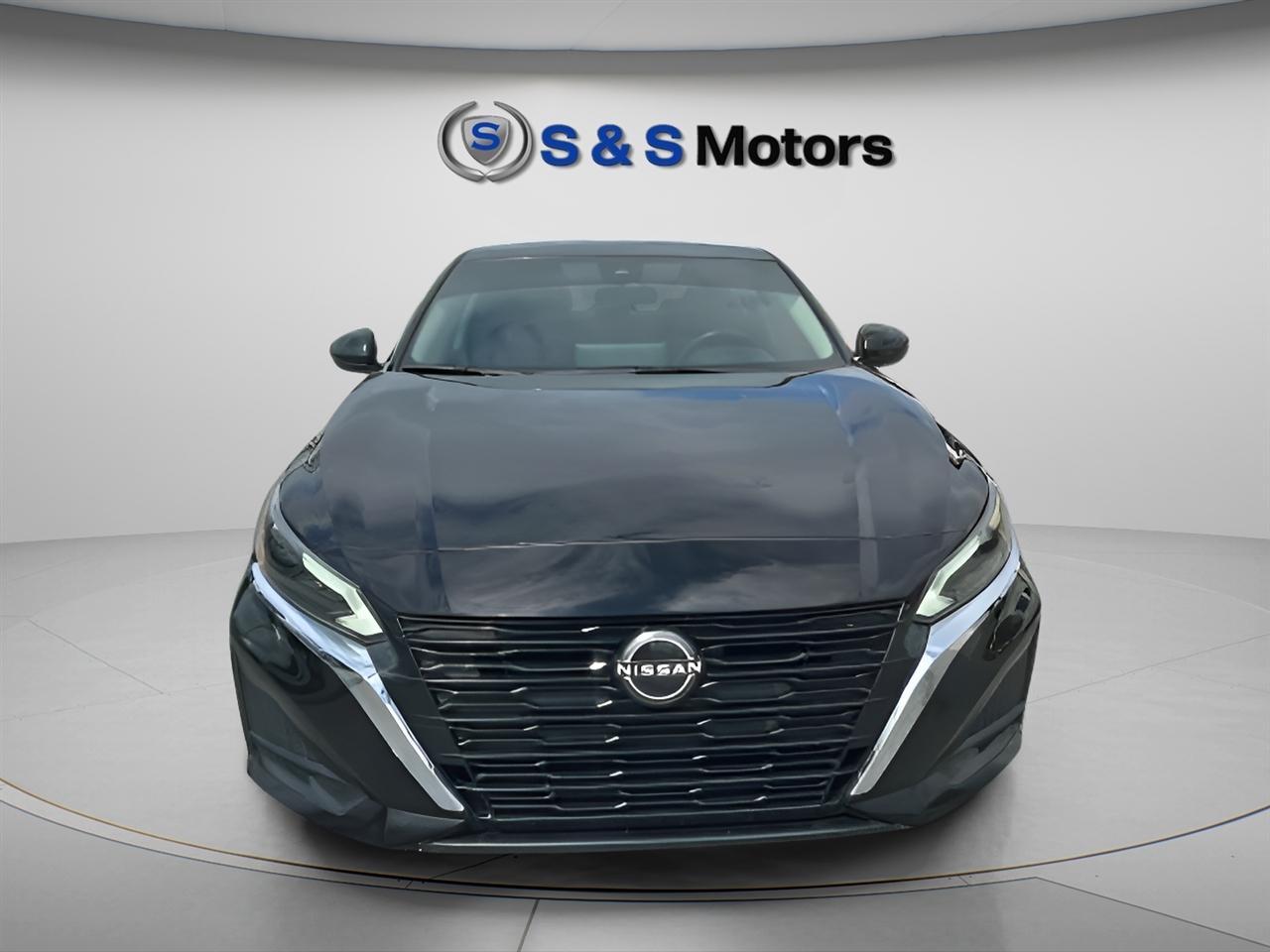 2023 Nissan Altima SV - Photo 12