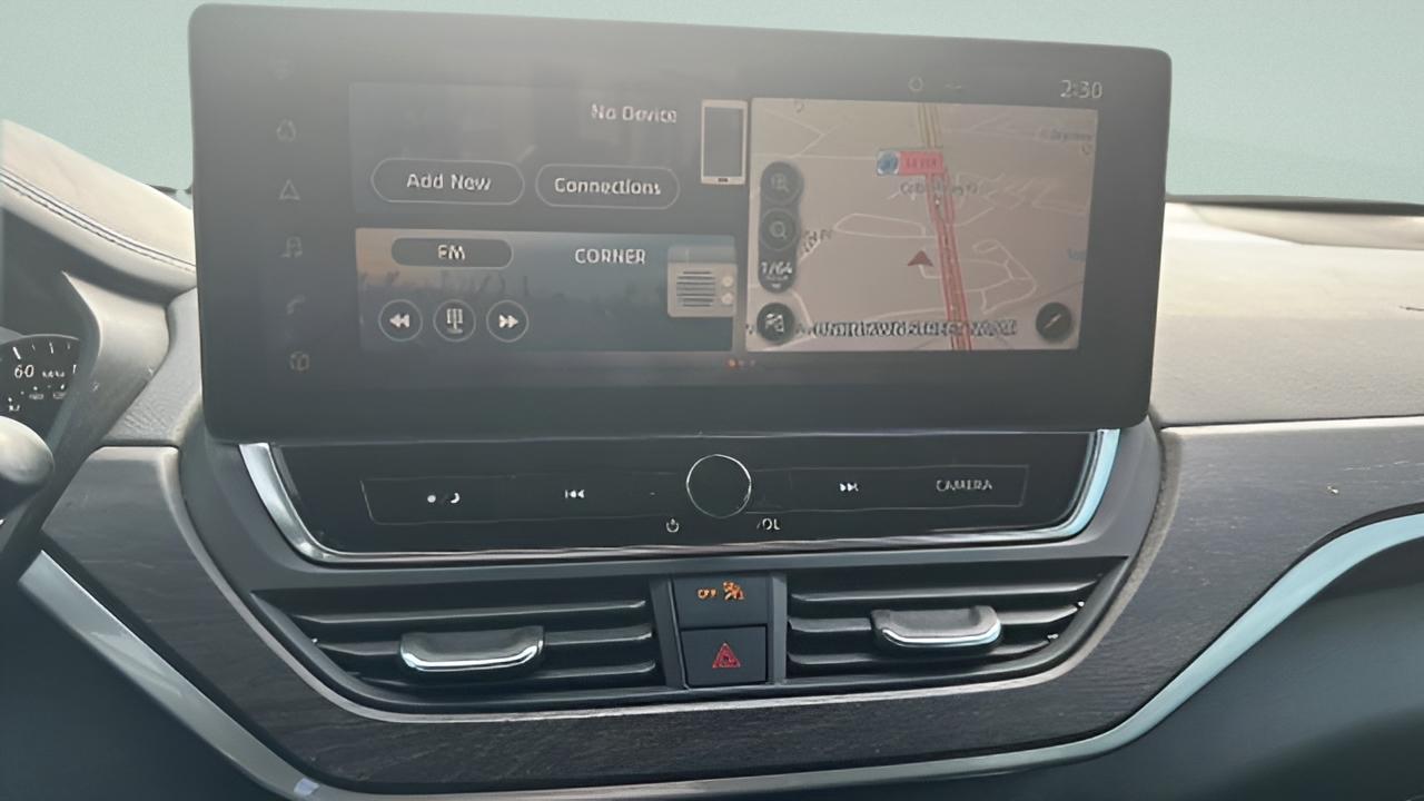 2023 Nissan Altima SV - Photo 16
