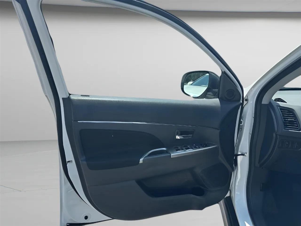 Mitsubishi Outlander Sport SE 2.0 CVT 2021