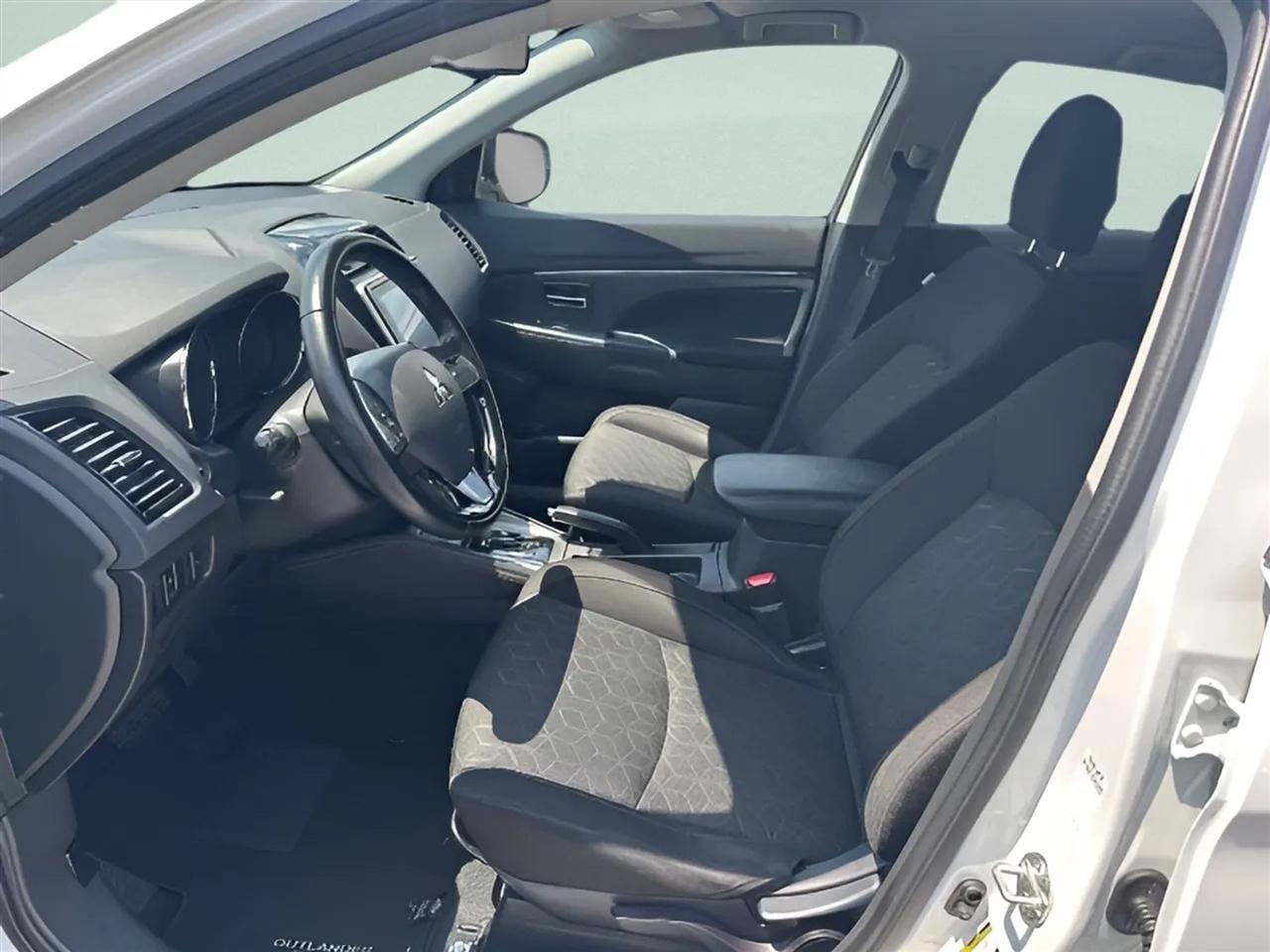 Mitsubishi Outlander Sport SE 2.0 CVT 2021