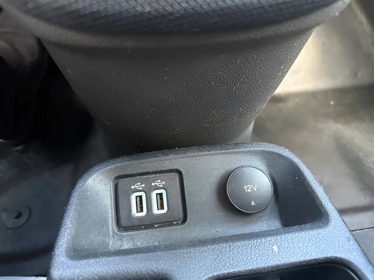 Ford Transit Connect Van XL LWB w/Rear Symmetrical Doors 2021