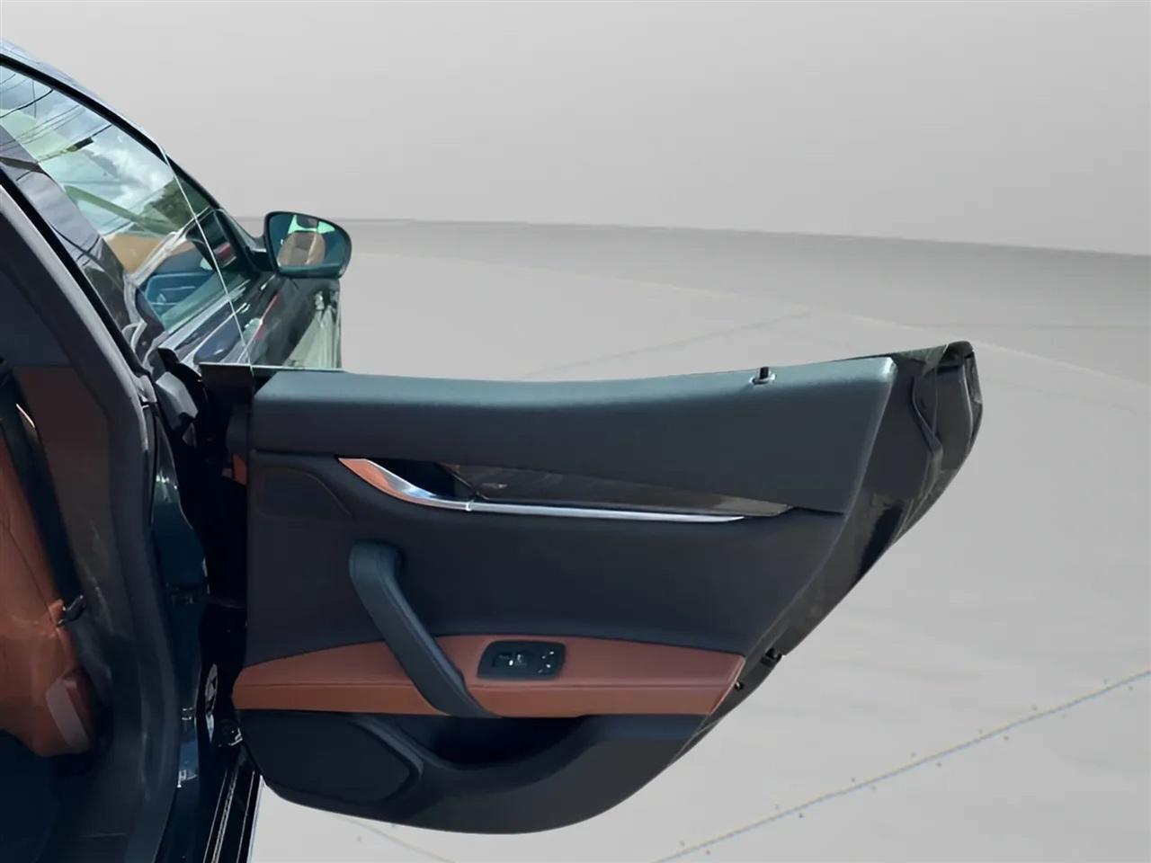 Maserati Ghibli GT 3.0L 2022