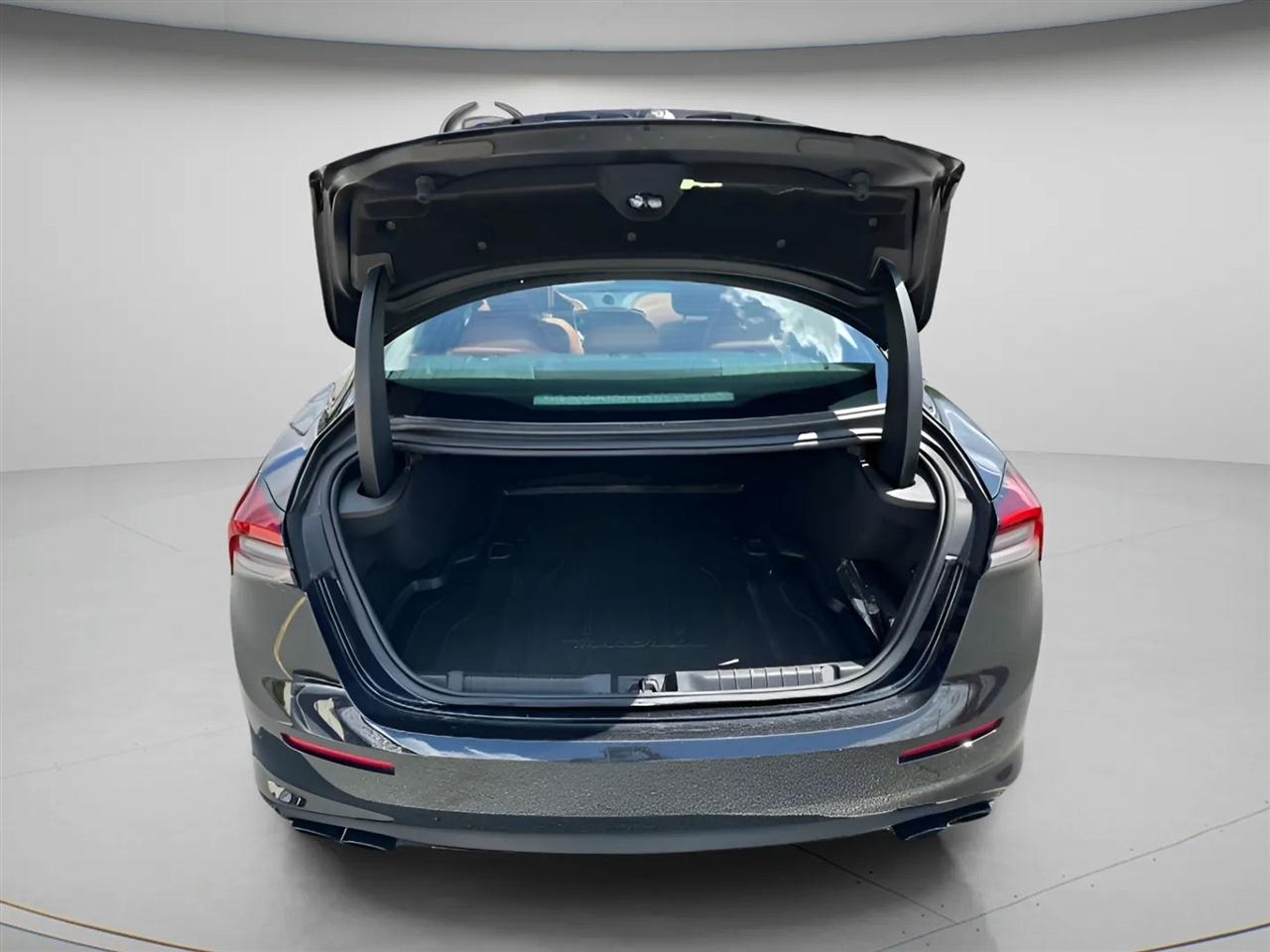 Maserati Ghibli GT 3.0L 2022