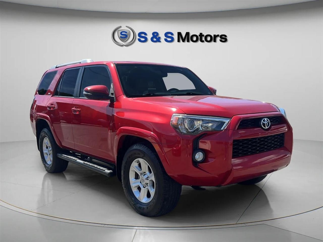 Toyota 4Runner SR5 2WD (Natl) 2017