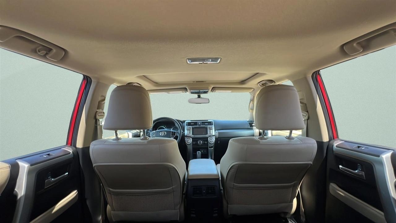 Toyota 4Runner SR5 2WD (Natl) 2017