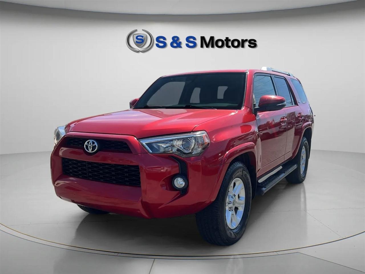 Toyota 4Runner SR5 2WD (Natl) 2017