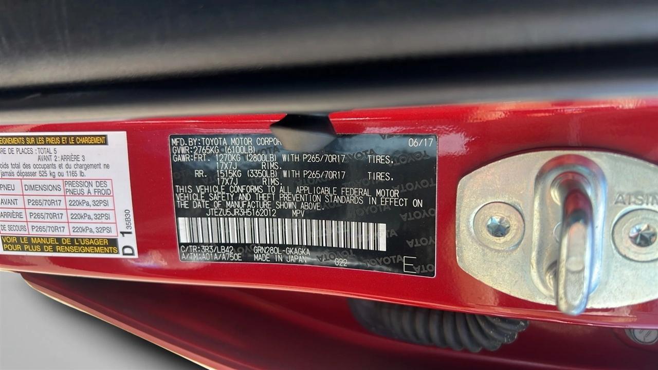 Toyota 4Runner SR5 2WD (Natl) 2017