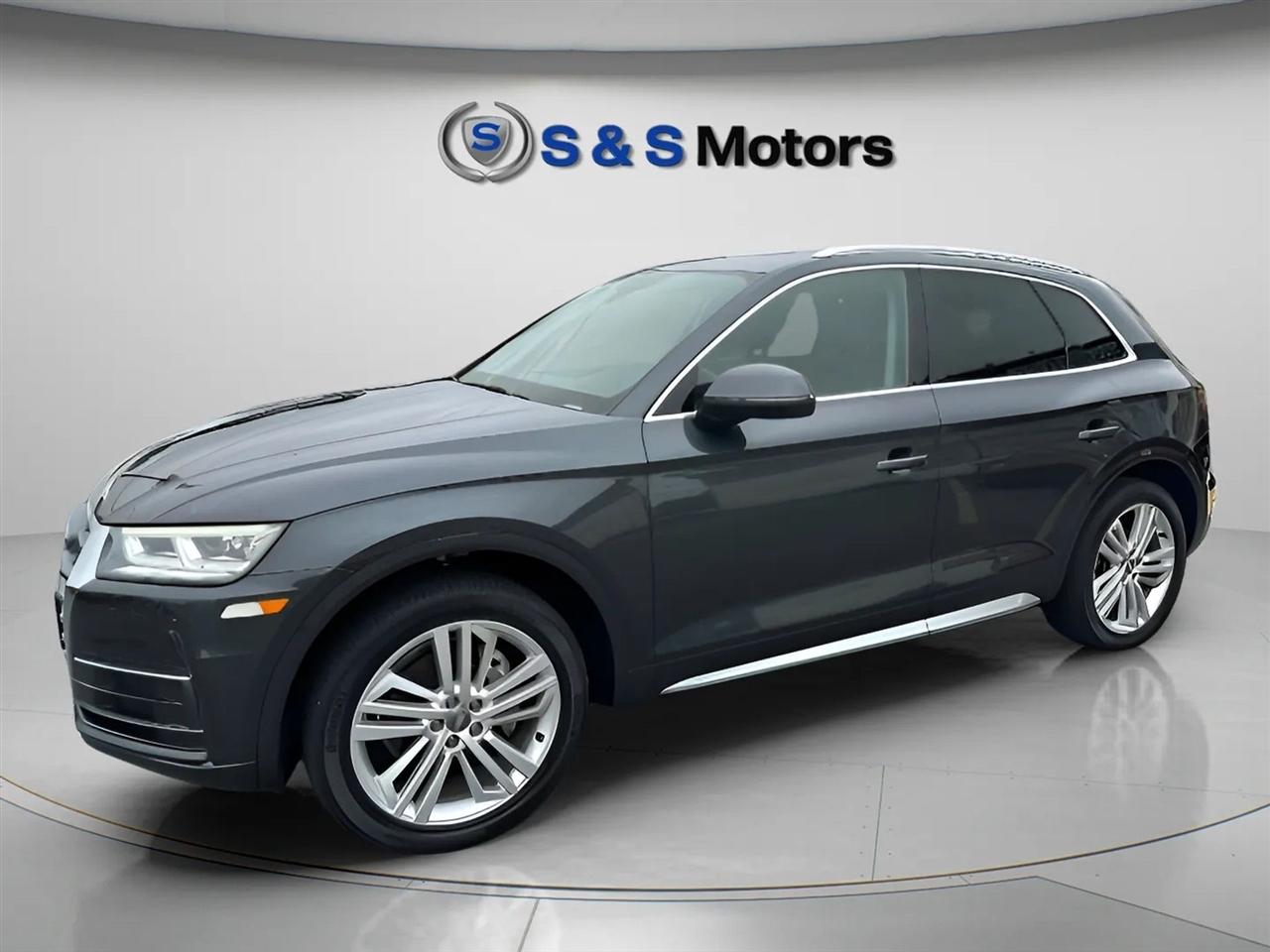 Audi Q5 Premium Plus 45 TFSI quattro 2019