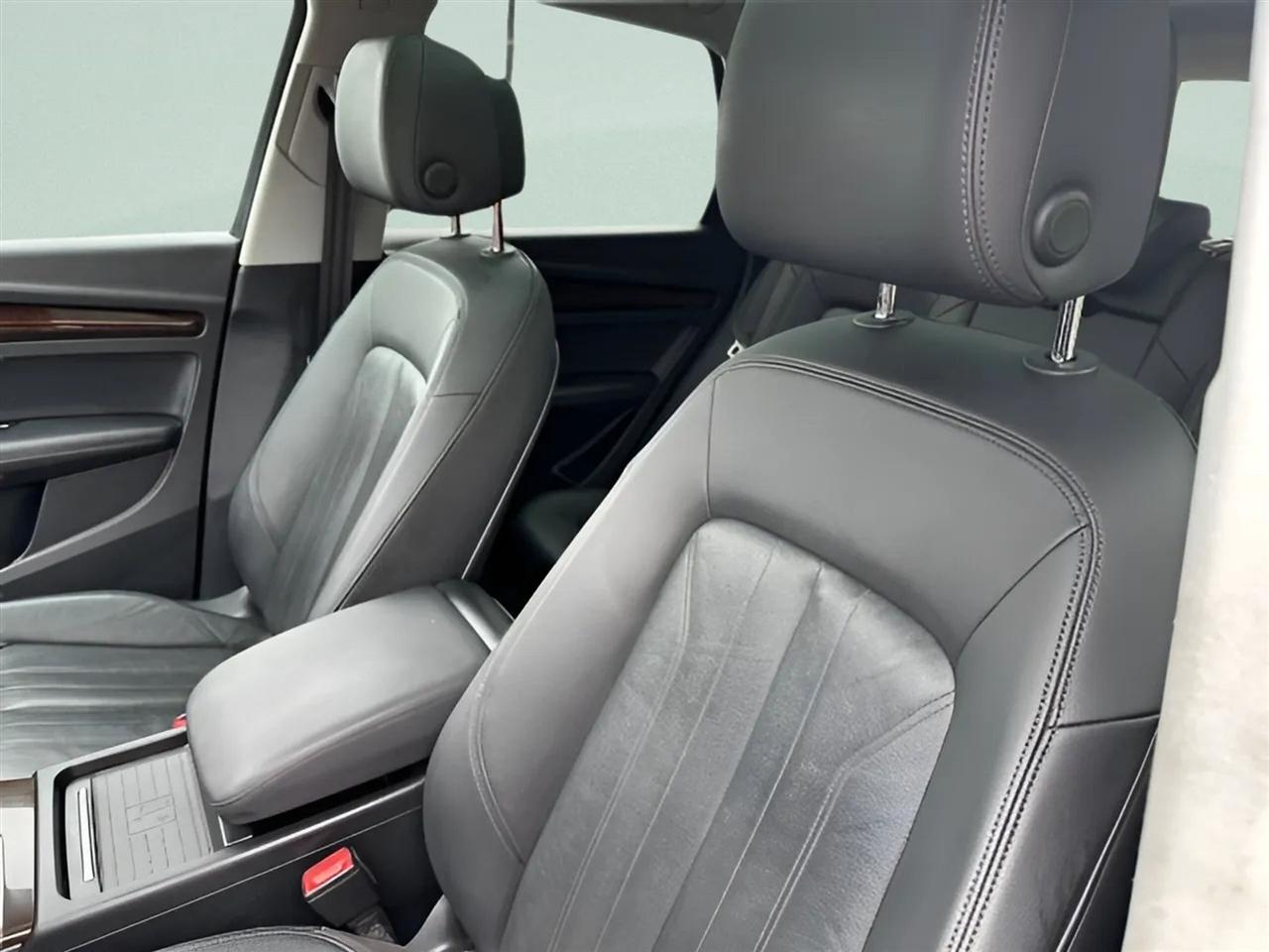 Audi Q5 Premium Plus 45 TFSI quattro 2019