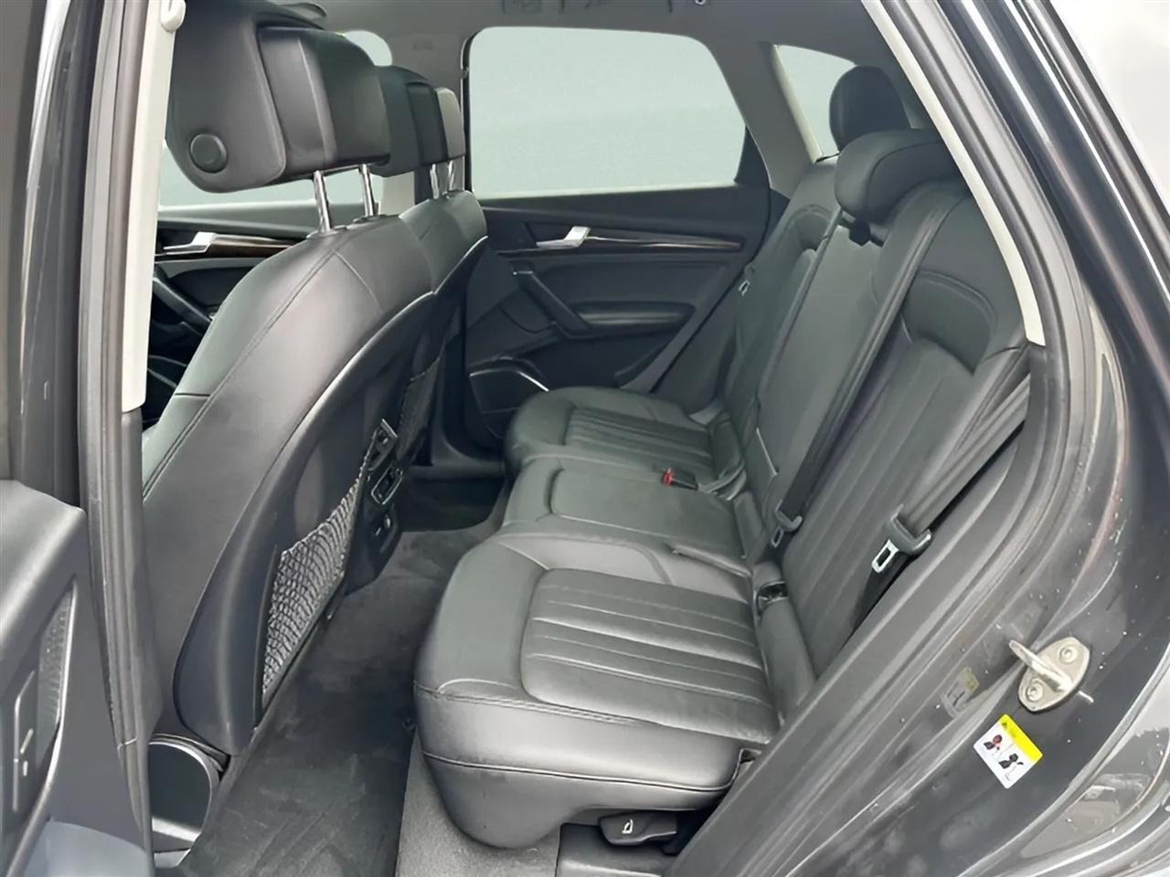 Audi Q5 Premium Plus 45 TFSI quattro 2019