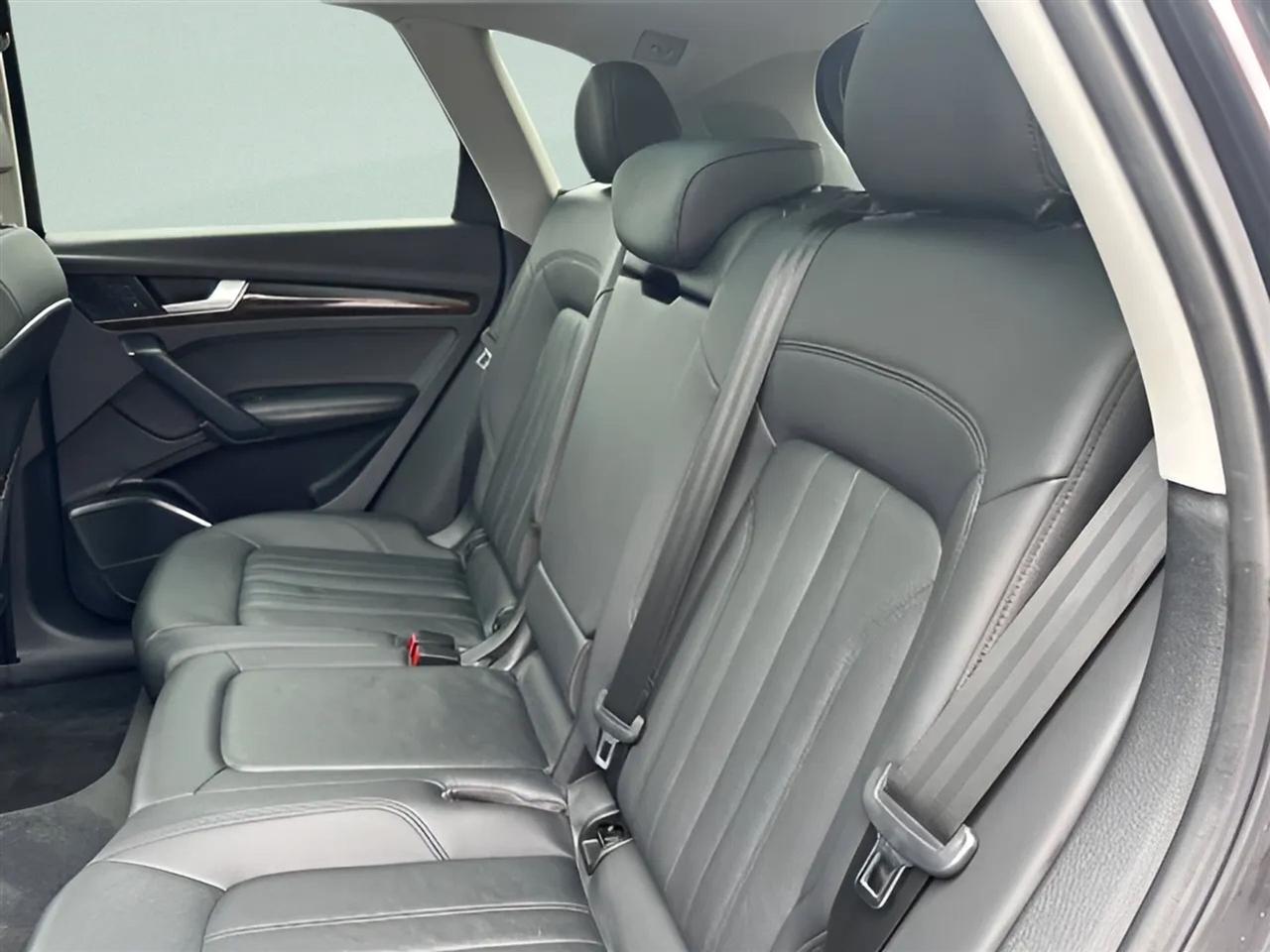 Audi Q5 Premium Plus 45 TFSI quattro 2019