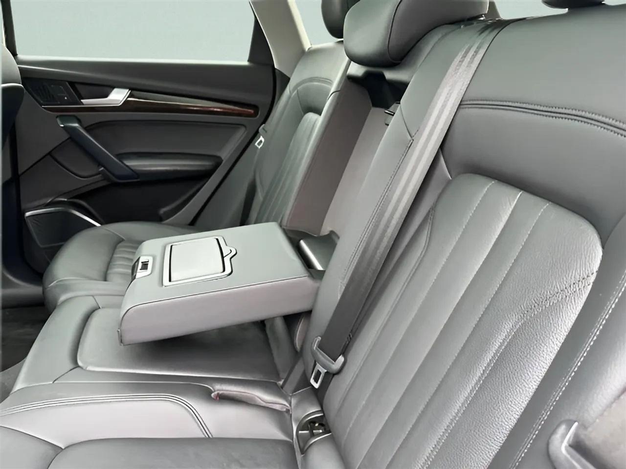 Audi Q5 Premium Plus 45 TFSI quattro 2019