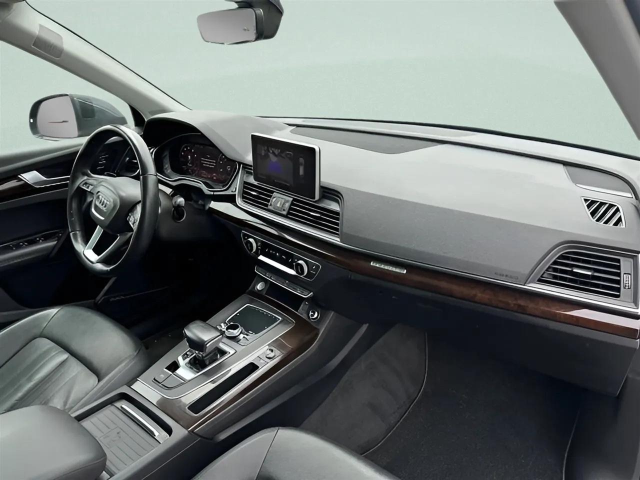 Audi Q5 Premium Plus 45 TFSI quattro 2019