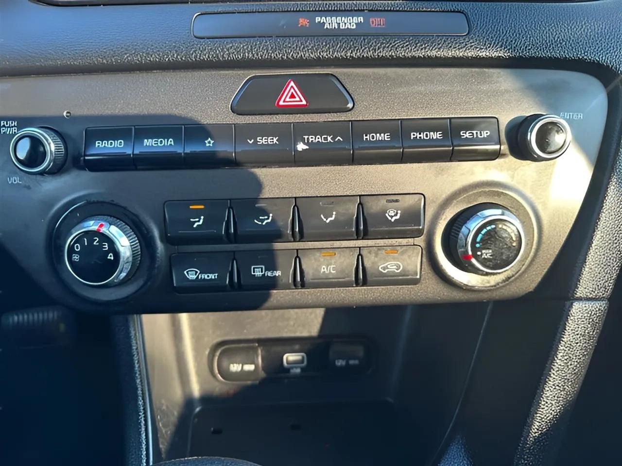 Kia Sportage LX FWD 2022