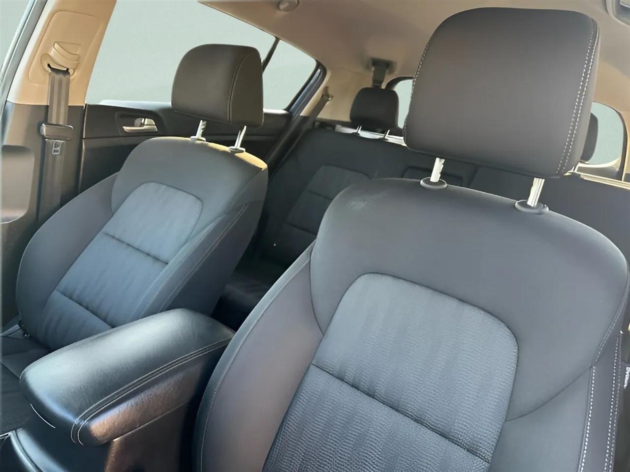 Kia Sportage LX FWD 2022