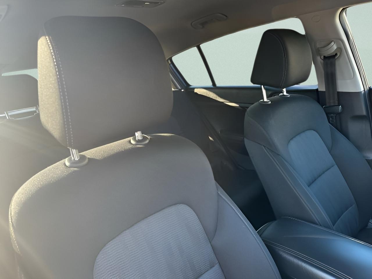 2022 Kia Sportage LX - Photo 40