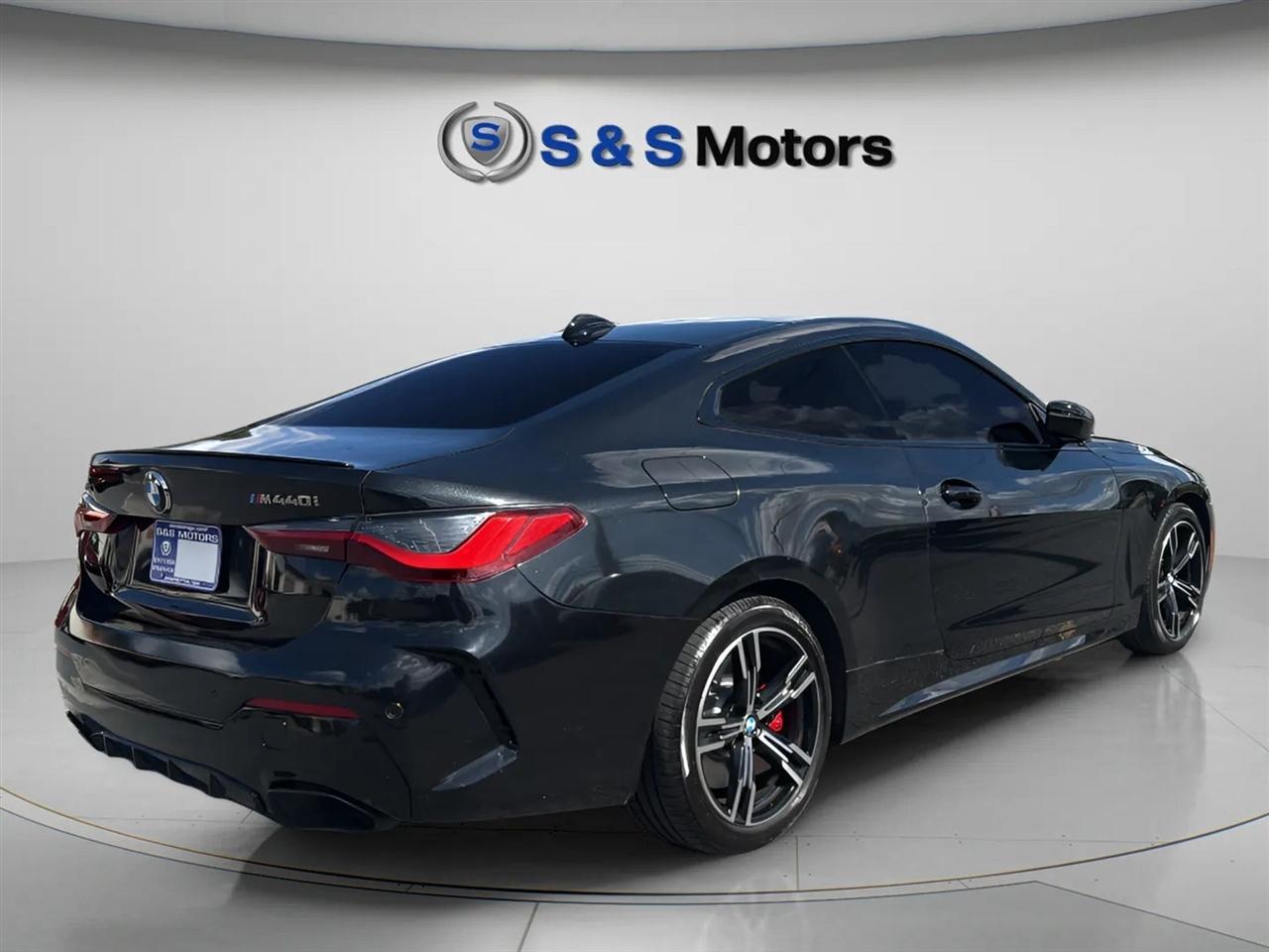 BMW 4 Series M440i xDrive Coupe 2021