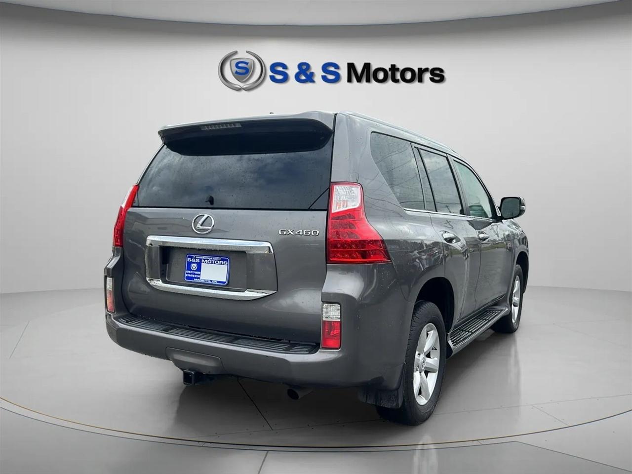 Lexus GX 460 4WD 4dr 2011