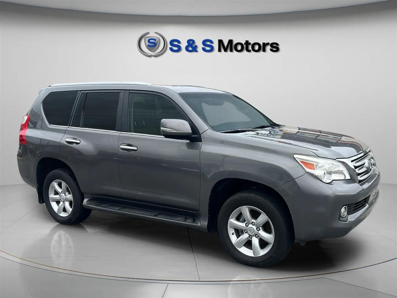 Lexus GX 460 4WD 4dr 2011