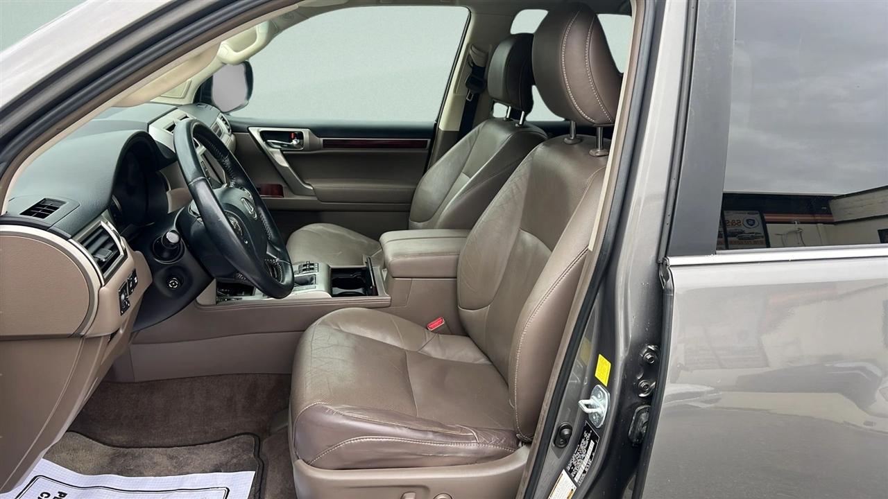 Lexus GX 460 4WD 4dr 2011