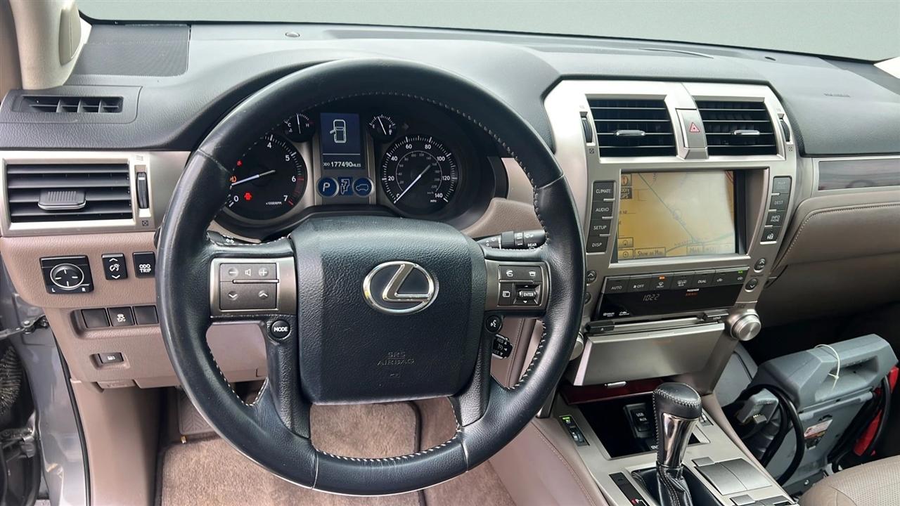 Lexus GX 460 4WD 4dr 2011