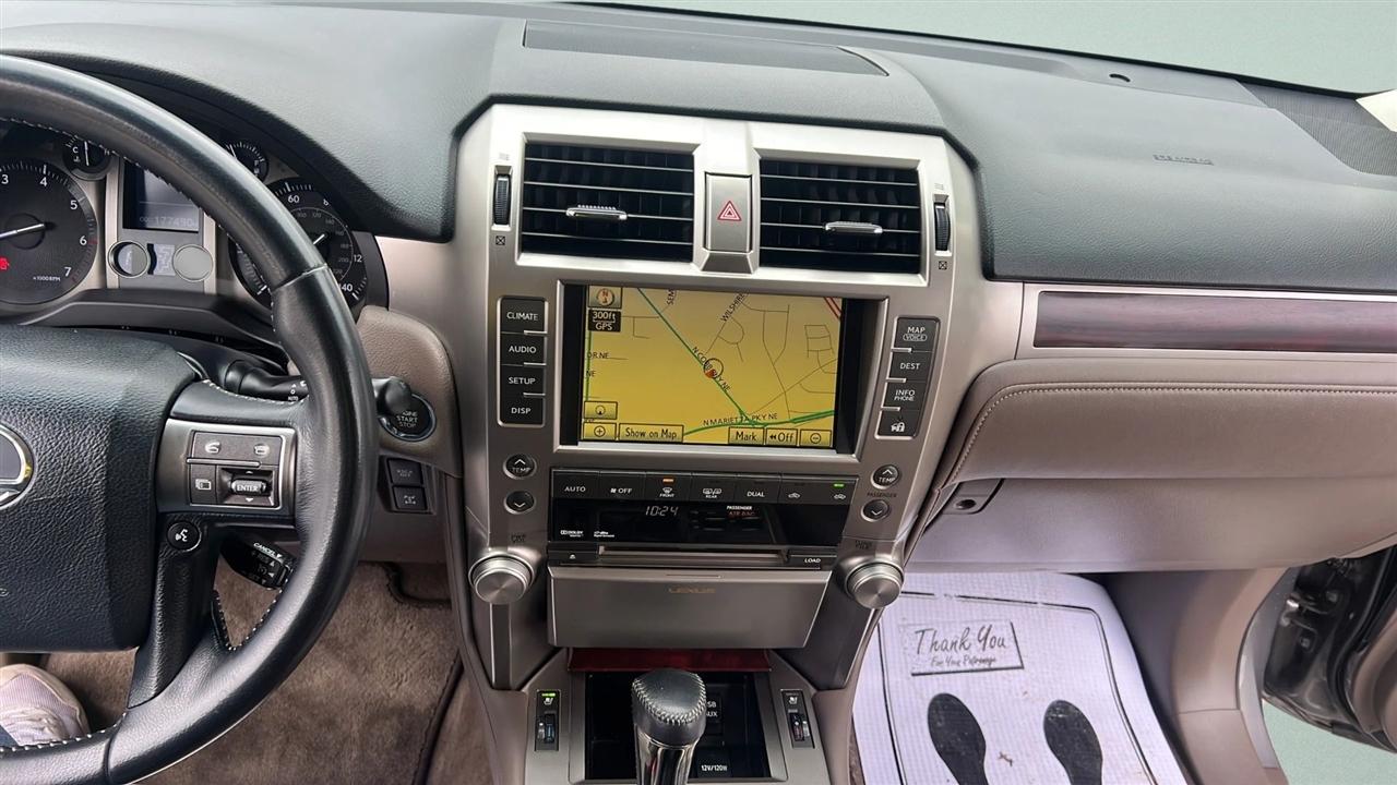 Lexus GX 460 4WD 4dr 2011